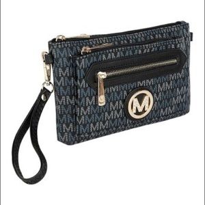 MIchael Kors MFK Sarahi Logo Zipper Crossbody Bag